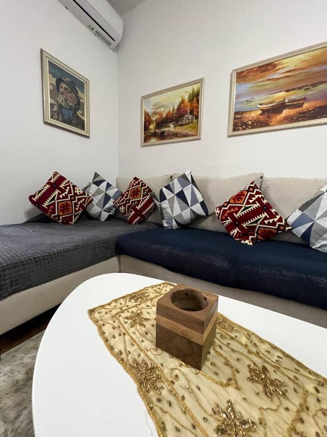 Апартаменти Cozy Nest Ledi Тирана Екстер'єр фото