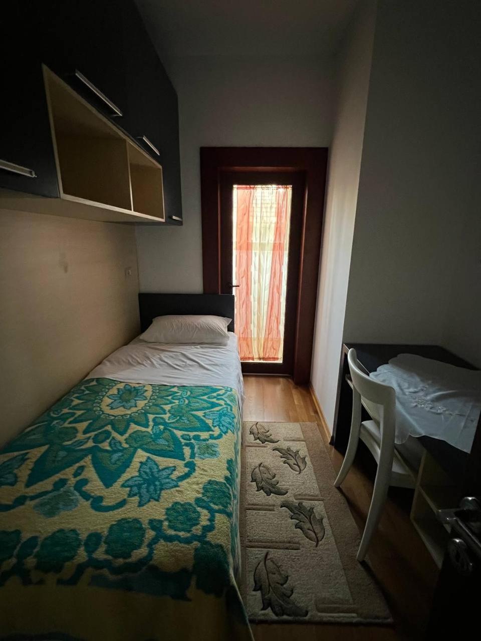 Апартаменти Cozy Nest Ledi Тирана Екстер'єр фото